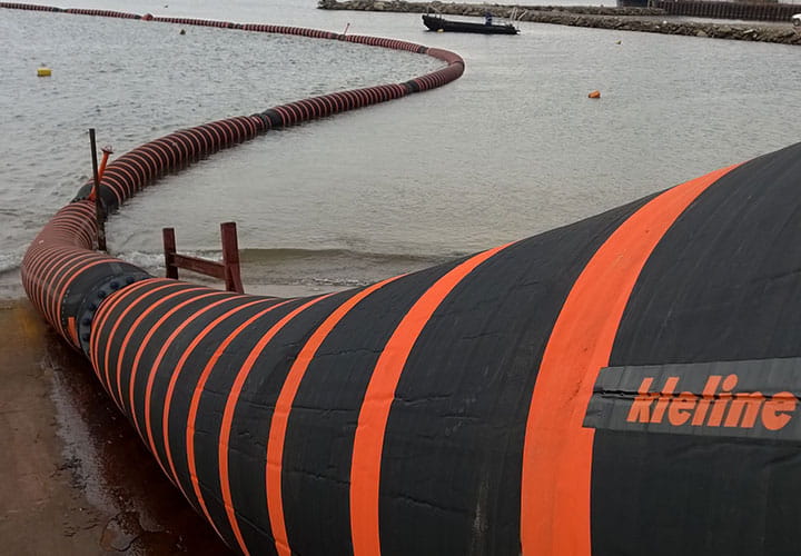 An application scenario or product detail of offshore marine hose - Image 15